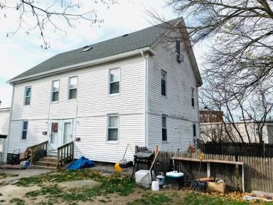 Main picture of 712 Lawrence St