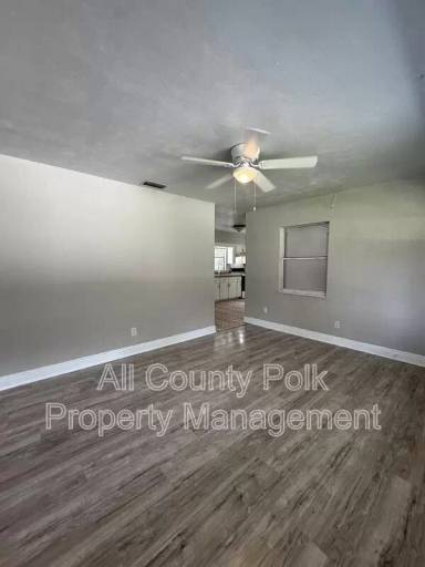 Main picture of 219 Palm Ave