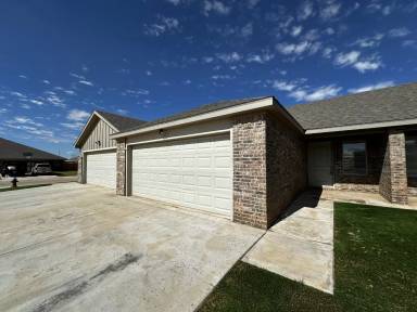 Main picture of 5612 Lehigh St