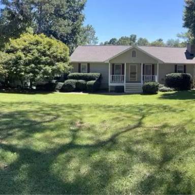 Main picture of 9 Meadows Cir