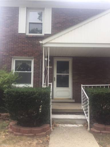 Main picture of 18026 Outer Dr