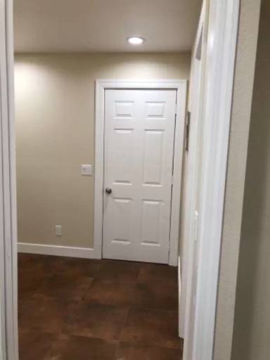 Main picture of 1211 Center Ln