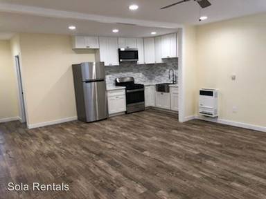 Main picture of 8910 Avalon Blvd