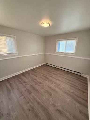 Main picture of 930-936 W Rollins Rd Apartments