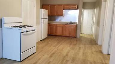 Main picture of 202 Welles St
