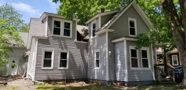 Main picture of 263 Riverbend St
