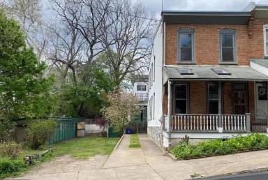 Main picture of 284 Fountain St