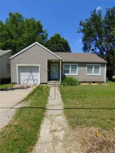 Main picture of 305 E Hudson St
