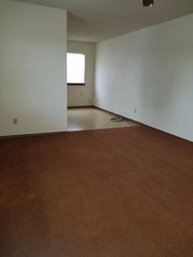 Main picture of 920 N Fargo Ave