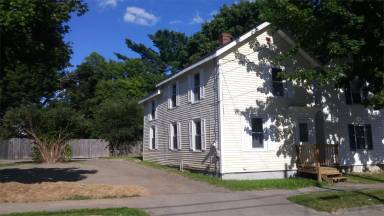 Main picture of 127 Birch St