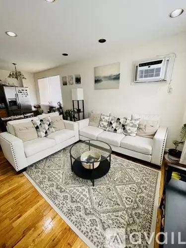 Main picture of 4207 161st St