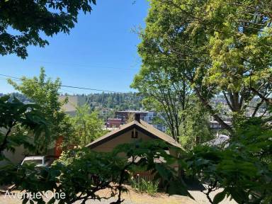 Main picture of 3035 14th Ave W