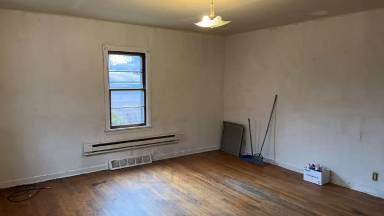 Main picture of 424 Zeigler Ave
