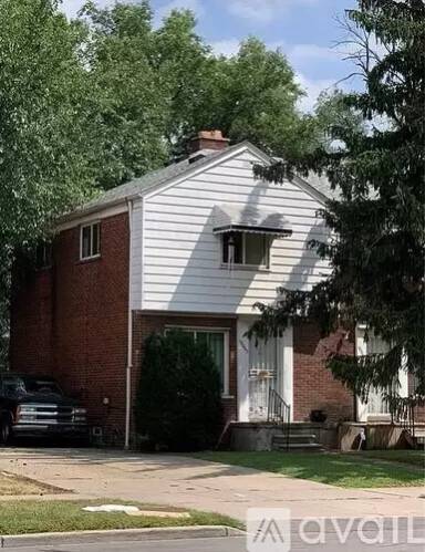 Main picture of 18042 Schaefer Hwy