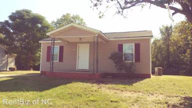 Main picture of 1043-1063 Mountain Crest Dr Apartments