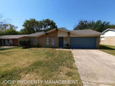 Main picture of 1208 Neptune Dr