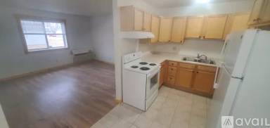 Main picture of 1701 La Crescent St