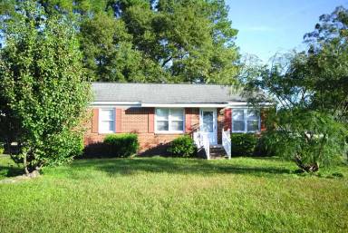 Main picture of 207 Dixie Trl