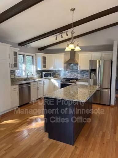 Main picture of 10025 Beard Ave S