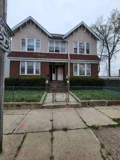 Main picture of 54 McKay Ave