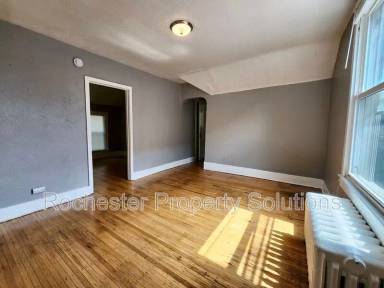 Main picture of 832 Exchange St