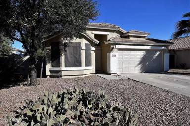 Main picture of 3904 E Longhorn Dr