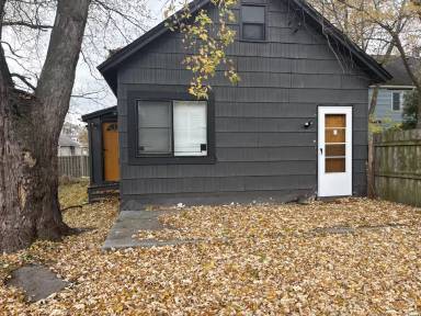 Main picture of 232 Dewitt St