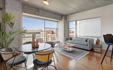 Main picture of 428 Alice Condos