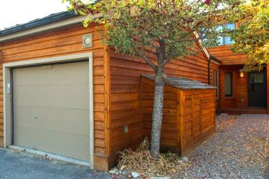 Main picture of Glacier C