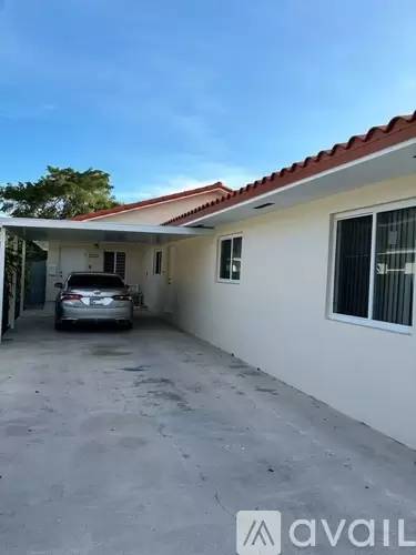 Main picture of 3056 SW 17th St