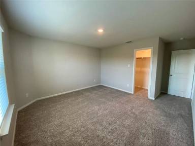 Main picture of 205 Emma Dr