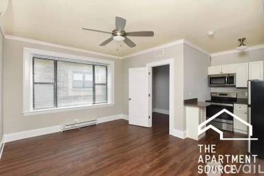 Main picture of 817 W Lakeside Pl