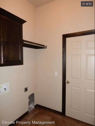 Main picture of 2202 Kintyre Rd