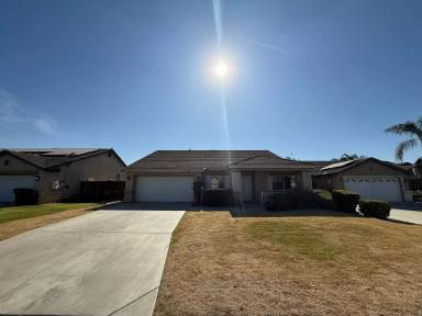 Main picture of 4703 Saguaro Ct