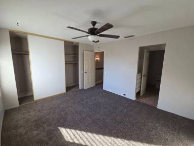 Main picture of 960 South Ave