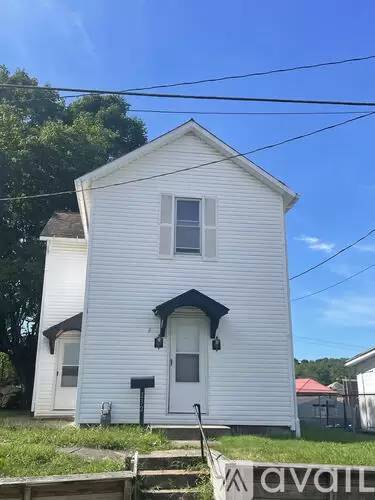 Main picture of 232 Sand St