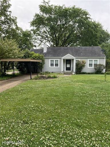 Main picture of 419 W Lee Ave