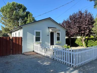 Main picture of 6840 F St