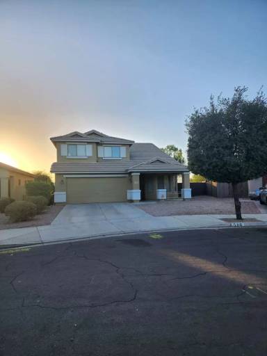 Main picture of 586 N 169th Ave
