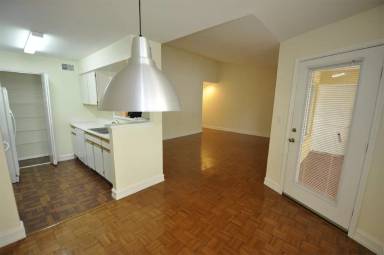 Main picture of Sailboat Pointe