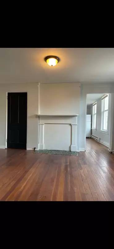 Main picture of 1132 Banklick St
