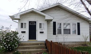 Main picture of 1724 S Washington St