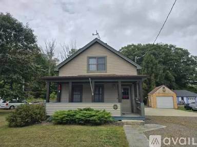 Main picture of 128 Natchaug St