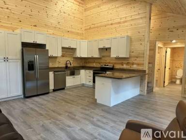 Main picture of 2432 Chapman Hwy