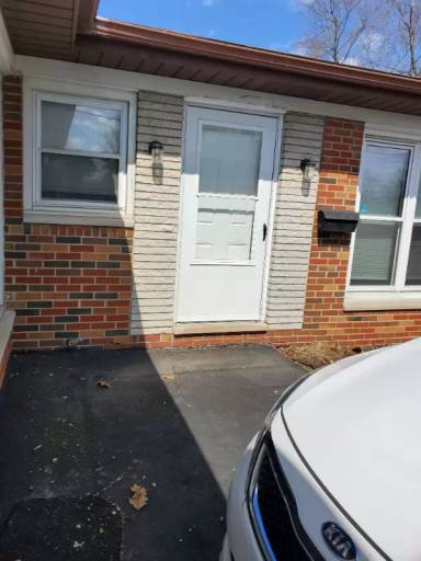Main picture of 3203 Kilarney Dr