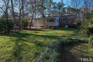 Main picture of 402 Avery St