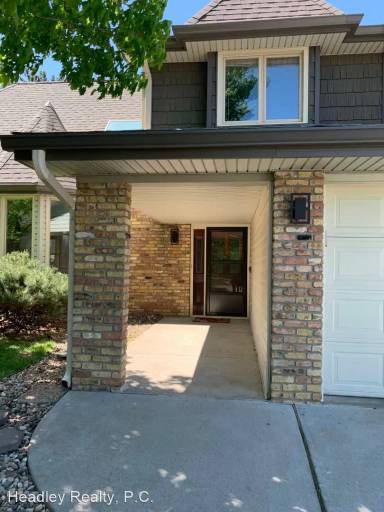 Main picture of 6635 S 107th Cir