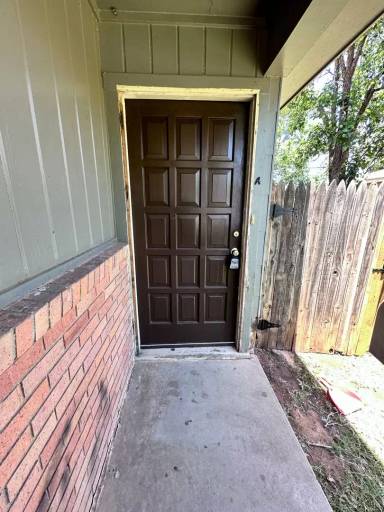 Main picture of 2120 35th St