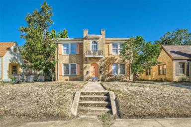 Main picture of 2027 W Kings Hwy