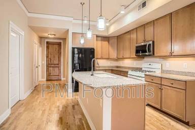 Main picture of 1275 Washington Ave